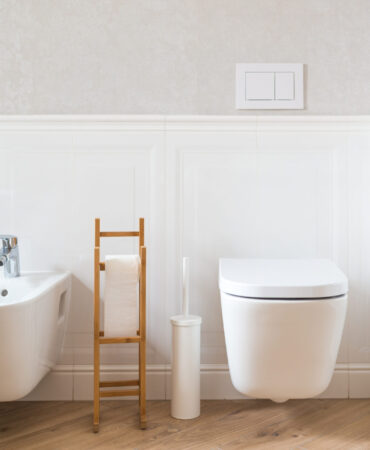Bidet czy toaleta myjąca – różnice, zalety i wady obu rozwiązań