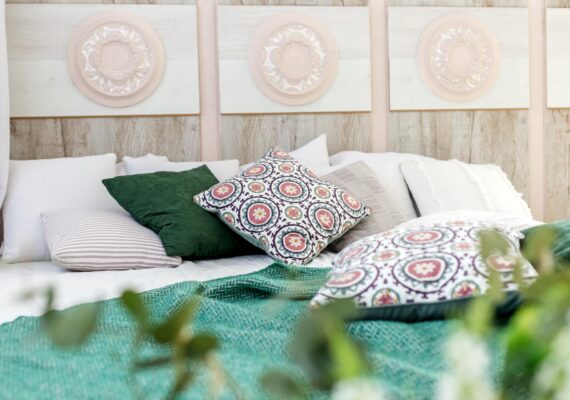 Pościel i poszewki idealne na zimę. Jak zadbać o komfort snu dla całej rodziny?