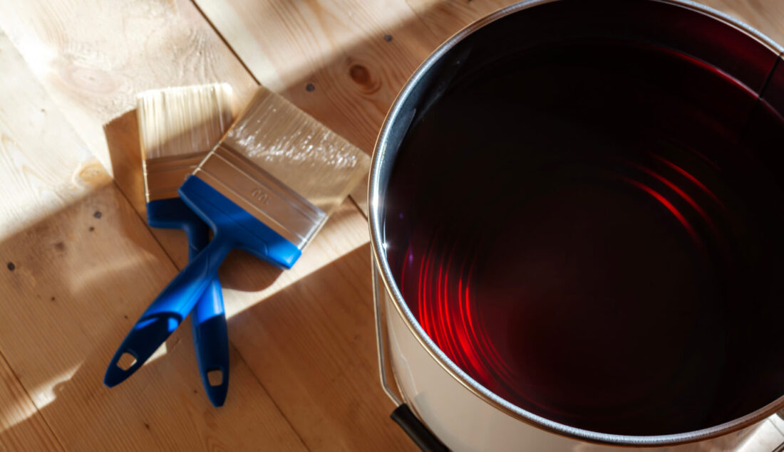 Woskowanie podłogi – jak i dlaczego warto to robić?