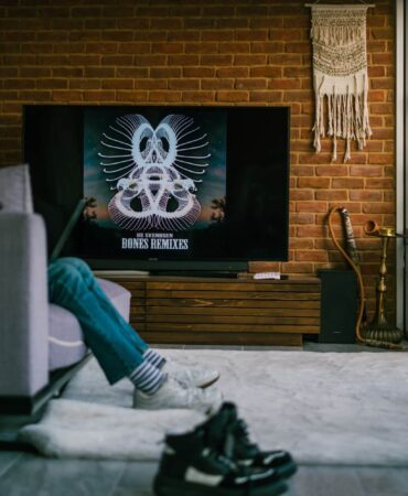 Telewizor 55 cali – czy to idealny rozmiar do Twojego salonu?